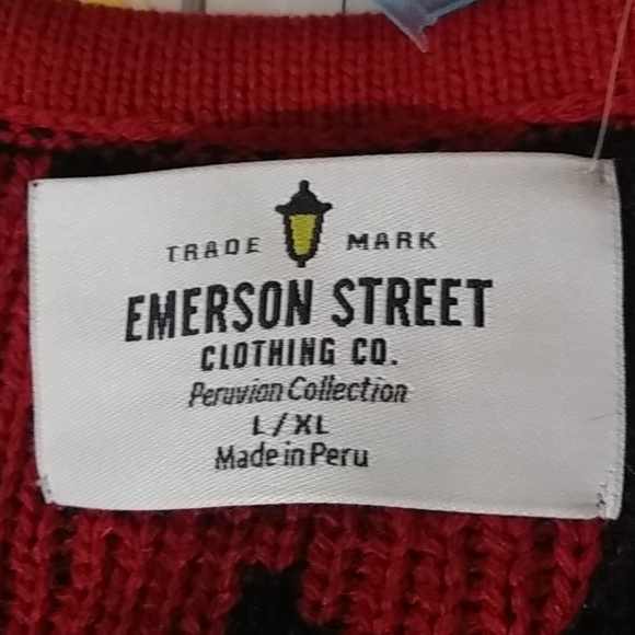 EMERSON STREET Women's Poncho - Picture 9 of 13